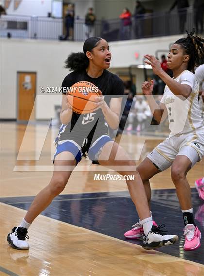 Thumbnail 2 in Grayson vs. IMG Academy (MLK Day Classic) photogallery.