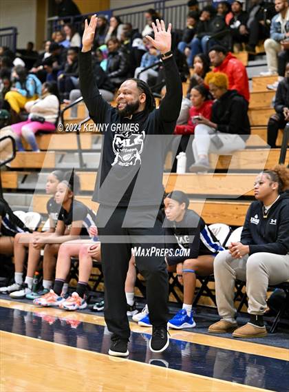 Thumbnail 3 in Grayson vs. IMG Academy (MLK Day Classic) photogallery.