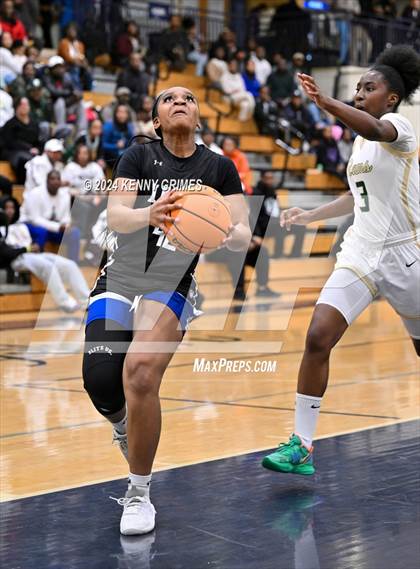 Thumbnail 2 in Grayson vs. IMG Academy (MLK Day Classic) photogallery.