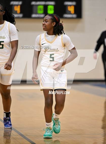 Thumbnail 1 in Grayson vs. IMG Academy (MLK Day Classic) photogallery.