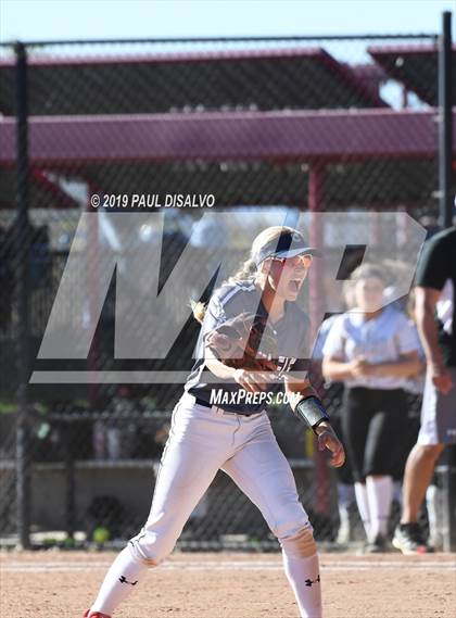 Thumbnail 1 in Columbine vs. Fossil Ridge (CHSAA 5A State Final) photogallery.