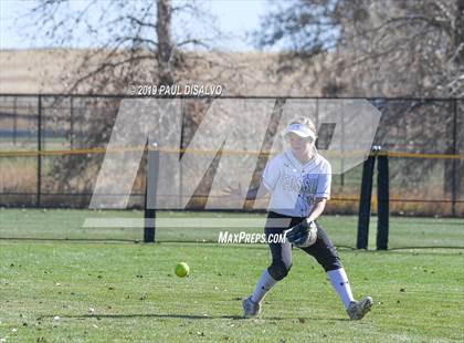 Thumbnail 3 in Columbine vs. Fossil Ridge (CHSAA 5A State Final) photogallery.