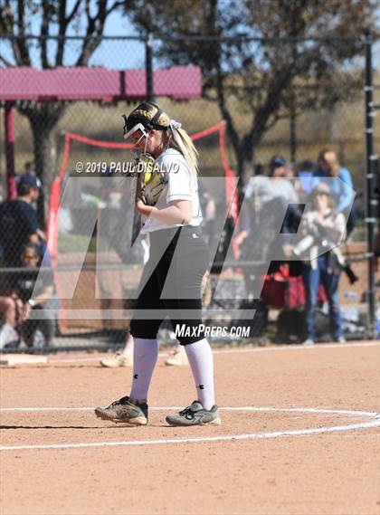 Thumbnail 1 in Columbine vs. Fossil Ridge (CHSAA 5A State Final) photogallery.