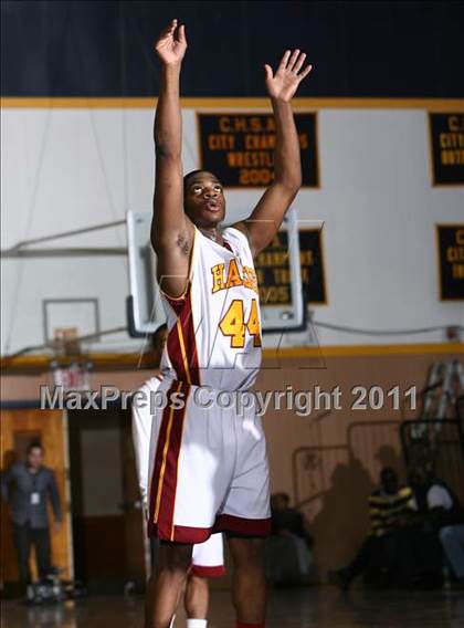 Thumbnail 2 in Cardinal Hayes vs. Monsignor Farrell (CHSAA Class A Quarterfinal) photogallery.