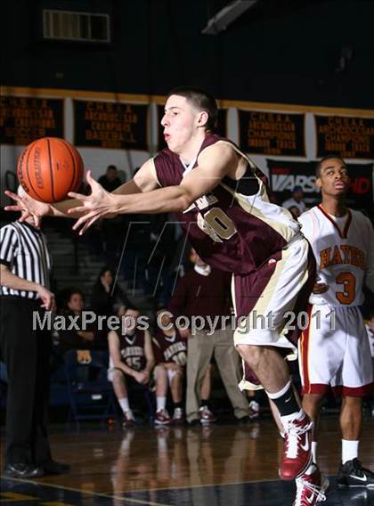 Thumbnail 3 in Cardinal Hayes vs. Monsignor Farrell (CHSAA Class A Quarterfinal) photogallery.