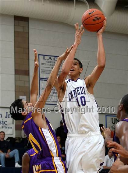 Thumbnail 1 in Cathedral vs. Lynwood (Johnnie Cochran Classic) photogallery.