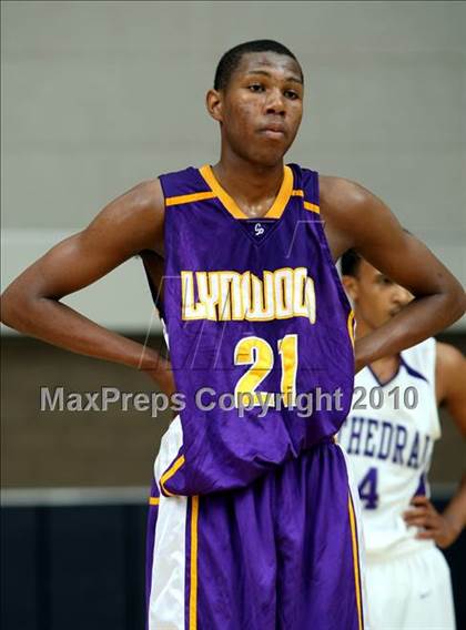 Thumbnail 3 in Cathedral vs. Lynwood (Johnnie Cochran Classic) photogallery.