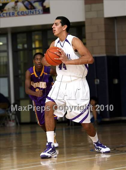 Thumbnail 1 in Cathedral vs. Lynwood (Johnnie Cochran Classic) photogallery.