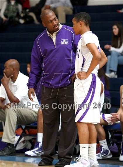 Thumbnail 3 in Cathedral vs. Lynwood (Johnnie Cochran Classic) photogallery.