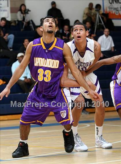 Thumbnail 2 in Cathedral vs. Lynwood (Johnnie Cochran Classic) photogallery.