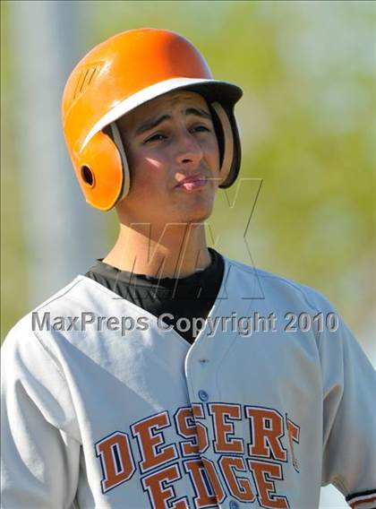 Thumbnail 3 in Desert Edge vs. San Elizario (Coach Bob National Invitational) photogallery.