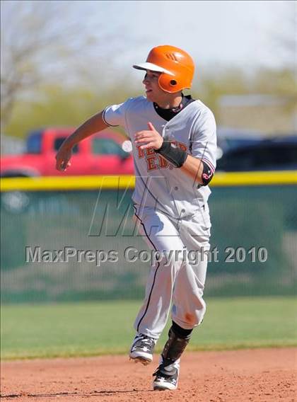Thumbnail 2 in Desert Edge vs. San Elizario (Coach Bob National Invitational) photogallery.