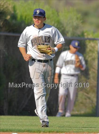 Thumbnail 2 in Desert Edge vs. San Elizario (Coach Bob National Invitational) photogallery.