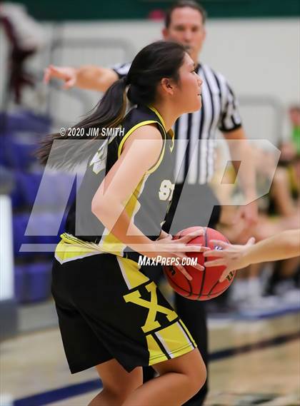 Thumbnail 2 in St. Pius X @ Rio Rancho photogallery.