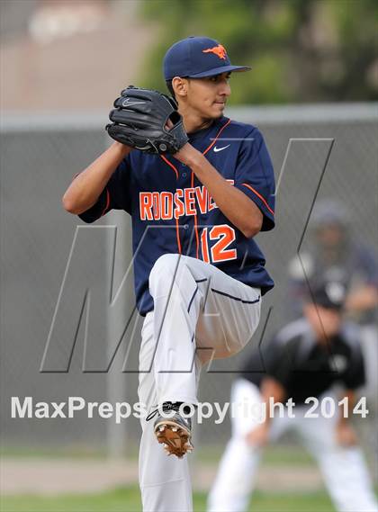 Thumbnail 3 in Roosevelt @ Villa Park (Anaheim Lions Tournament) photogallery.