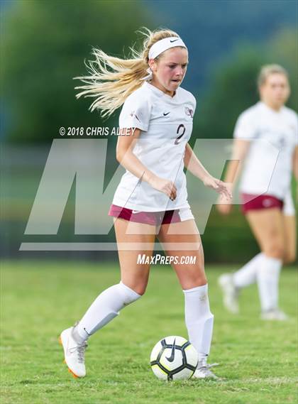 Thumbnail 2 in Dobyns-Bennett @ Daniel Boone photogallery.