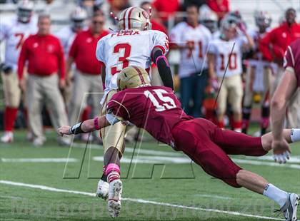Thumbnail 2 in Everett @ Boston College High photogallery.