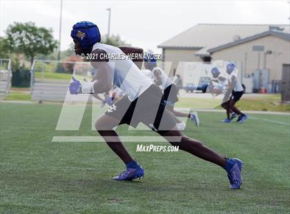 Thumbnail 1 in Chapel Hill vs. Kaufman (Texas State 7-on-7 Tournament) photogallery.