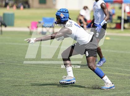 Thumbnail 3 in Chapel Hill vs. Kaufman (Texas State 7-on-7 Tournament) photogallery.