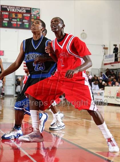 Thumbnail 2 in Windward vs. Leuzinger (Pangos Dream Classic) photogallery.