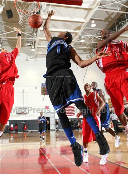 Thumbnail 2 in Windward vs. Leuzinger (Pangos Dream Classic) photogallery.