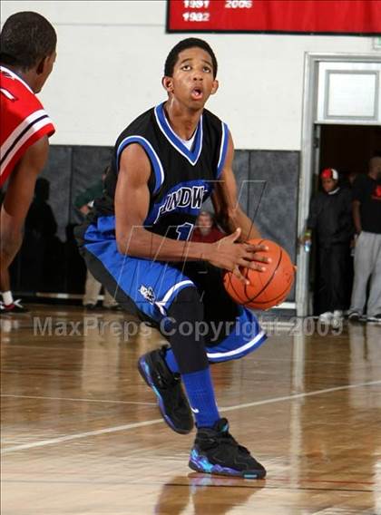 Thumbnail 1 in Windward vs. Leuzinger (Pangos Dream Classic) photogallery.