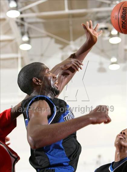 Thumbnail 2 in Windward vs. Leuzinger (Pangos Dream Classic) photogallery.