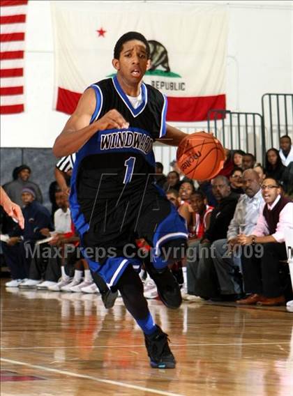 Thumbnail 3 in Windward vs. Leuzinger (Pangos Dream Classic) photogallery.