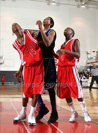 Thumbnail 1 in Windward vs. Leuzinger (Pangos Dream Classic) photogallery.