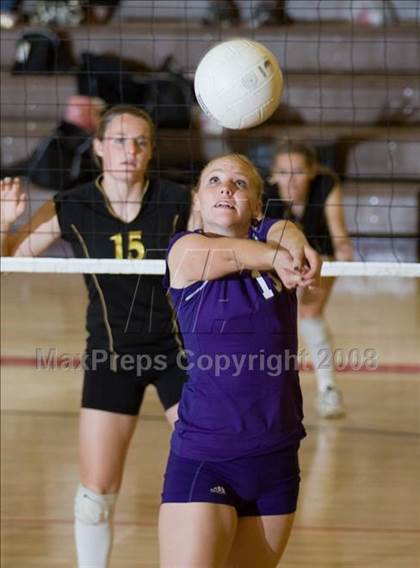 Thumbnail 2 in Buhach Colony vs Bret Harte (Oakdale Invitational) photogallery.