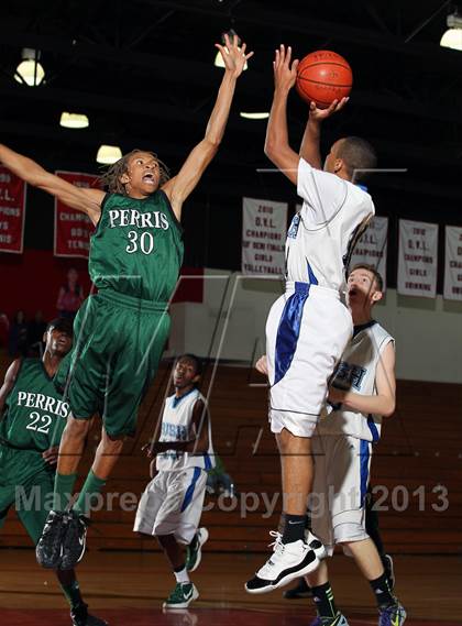 Thumbnail 3 in Perris vs Sacred Heart (MaxPreps Holiday Classic) photogallery.