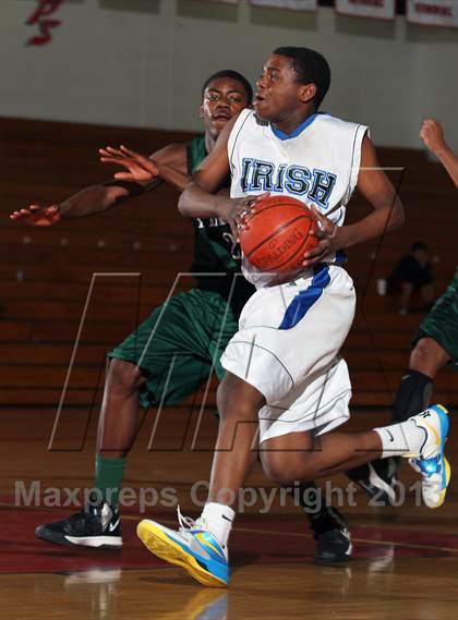 Thumbnail 2 in Perris vs Sacred Heart (MaxPreps Holiday Classic) photogallery.