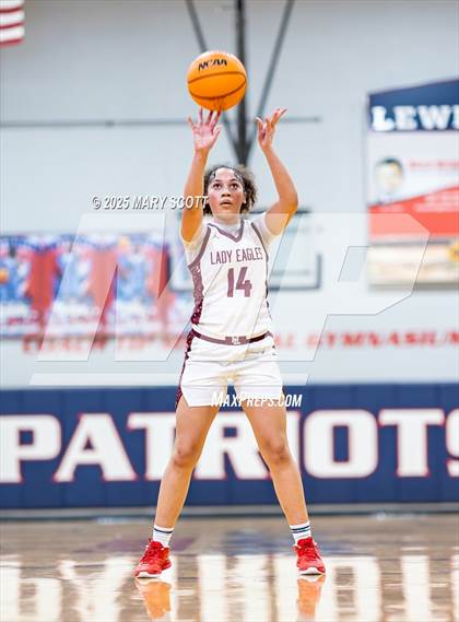 Thumbnail 2 in DeSoto Central @ Horn Lake photogallery.