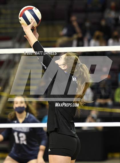 Thumbnail 3 in Grandview vs. Columbine (CHSAA 5A Semifinal) photogallery.