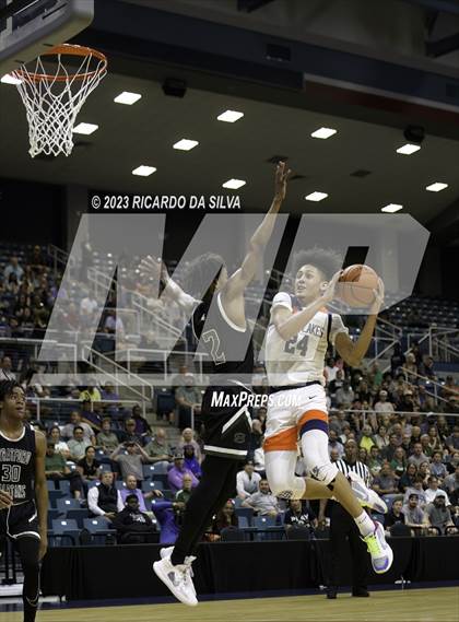 Thumbnail 2 in Seven Lakes vs Stratford (UIL 6A Region 3 & 4 Regional Quarterfinals) photogallery.