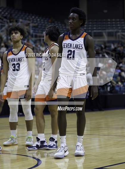 Thumbnail 2 in Seven Lakes vs Stratford (UIL 6A Region 3 & 4 Regional Quarterfinals) photogallery.