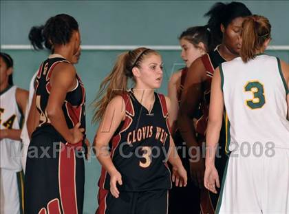 Thumbnail 3 in Clovis West @ Brea Olinda (Ladycat Classic) photogallery.
