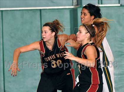 Thumbnail 2 in Clovis West @ Brea Olinda (Ladycat Classic) photogallery.