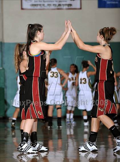 Thumbnail 3 in Clovis West @ Brea Olinda (Ladycat Classic) photogallery.