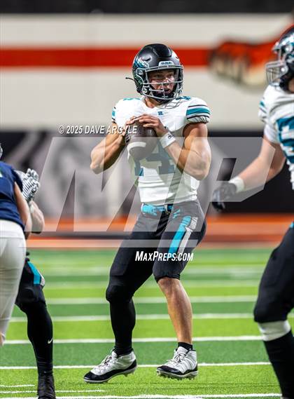 Thumbnail 3 in Mountain View vs Farmington photogallery.