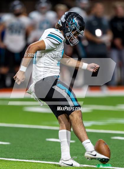 Thumbnail 2 in Mountain View vs Farmington photogallery.