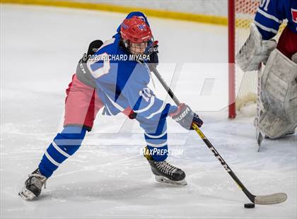 Thumbnail 2 in Concord vs. Trinity (NHIAA D1 Semifinal) photogallery.