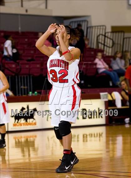 Thumbnail 3 in Wellington vs Texoma Christian (Fantasy of Lights Tournament) photogallery.