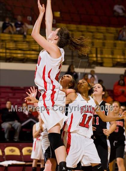 Thumbnail 3 in Wellington vs Texoma Christian (Fantasy of Lights Tournament) photogallery.