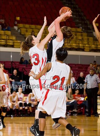 Thumbnail 1 in Wellington vs Texoma Christian (Fantasy of Lights Tournament) photogallery.