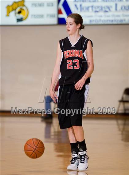 Thumbnail 3 in Wellington vs Texoma Christian (Fantasy of Lights Tournament) photogallery.
