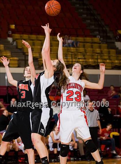 Thumbnail 2 in Wellington vs Texoma Christian (Fantasy of Lights Tournament) photogallery.