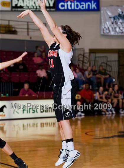 Thumbnail 1 in Wellington vs Texoma Christian (Fantasy of Lights Tournament) photogallery.