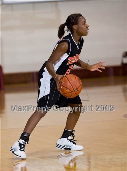 Thumbnail 1 in Wellington vs Texoma Christian (Fantasy of Lights Tournament) photogallery.