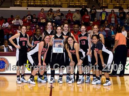 Thumbnail 1 in Wellington vs Texoma Christian (Fantasy of Lights Tournament) photogallery.